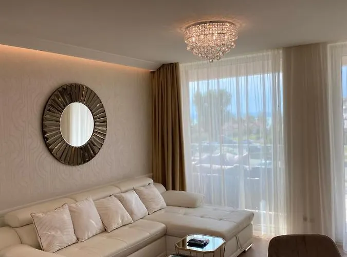 Gold Wave Ξενοδοχείο με διαμερίσματα 5*