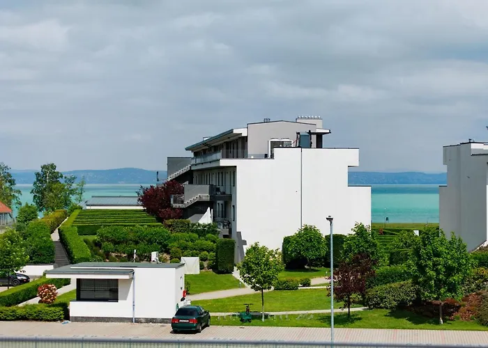 Gold Wave 5* Siófok