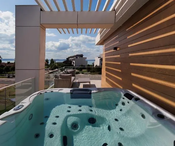 Gold Wave Lejlighedshotel